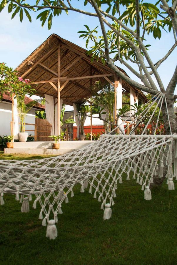 Rebels Point Hotel Jimbaran Exterior foto